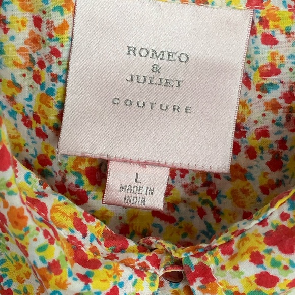 Romeo & Juliet couture junior size large button down shirt - Picture 2 of 9